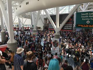 人波でごった返すAnime Expo