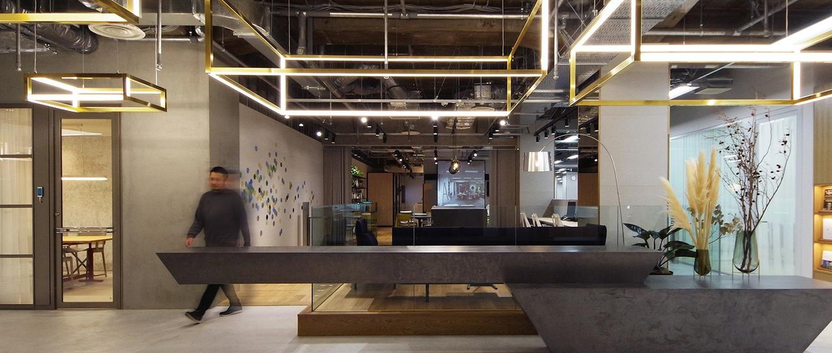 無形商材の営業経験を、カタチに！企業の未来を創るコンサルタント募集