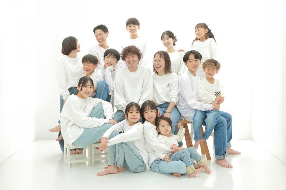山家族 e6G8nqt