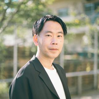 新居 祐介さんのプロフィール