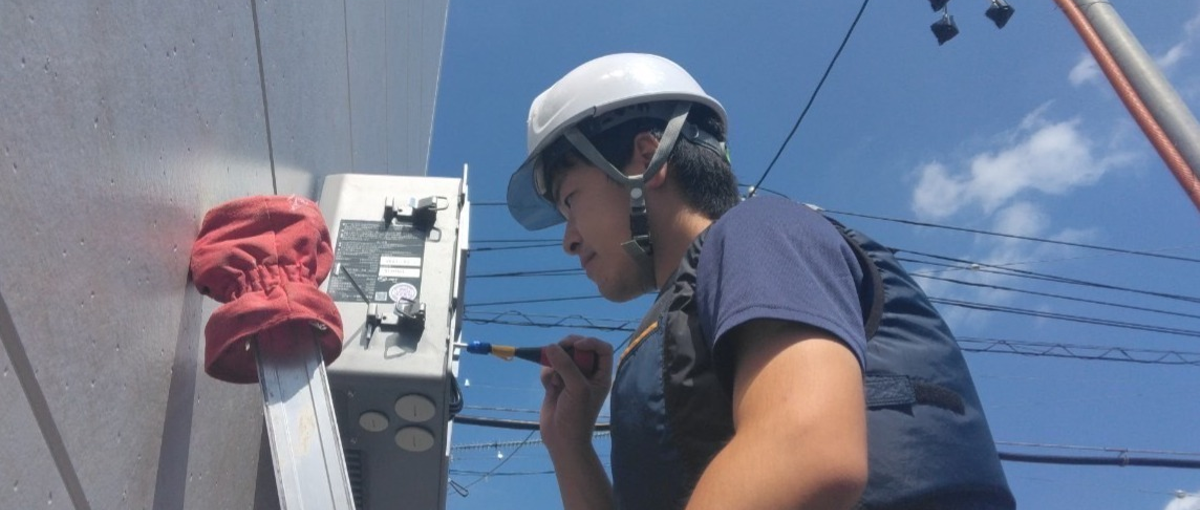 現場の職人として活躍できる場所がここにある！｜太陽光工事の電気工事士募集！