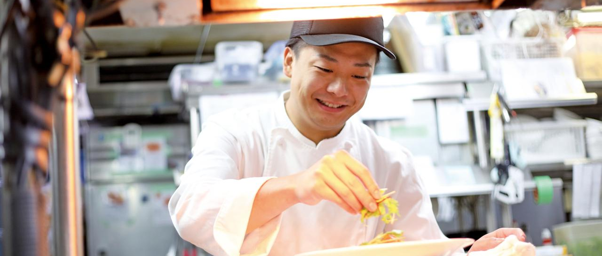 お客様を笑顔にさせる美味しさの魔法！キッチンからワクワクを演出！