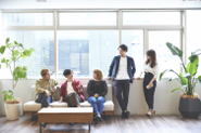 平均年齢約30歳と比較的若い社員が多い会社です。だからこそ柔軟に変化でき、日々新しい角度からお客様に提案できます。
