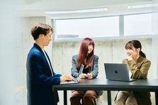 美容/ファッション領域で活躍するモデル、クリエイターをマネジメント！