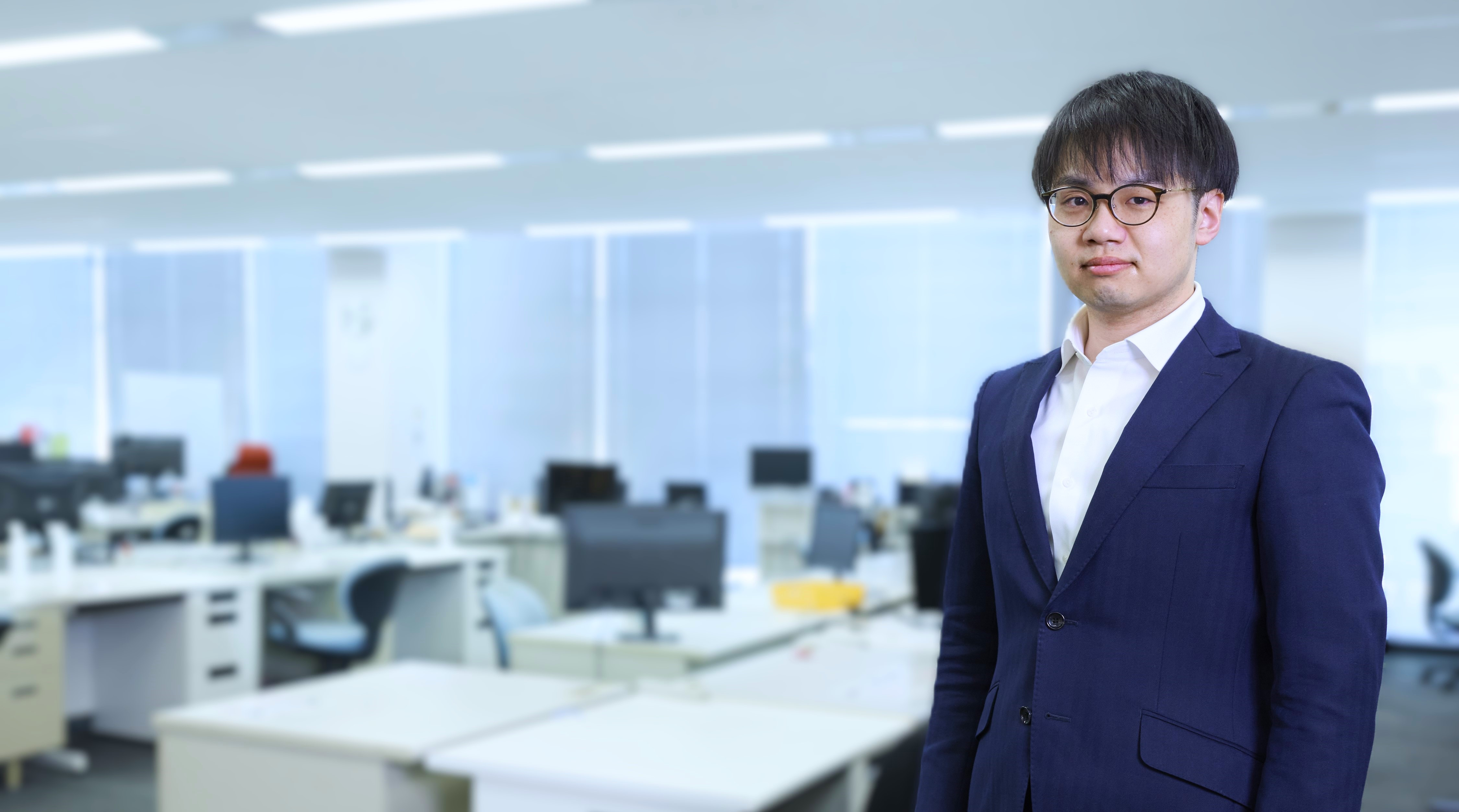 数字の向こう側を読み解く。法学部出身者が描く、経理という新しいキャリア