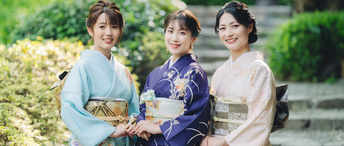 将来は芸能に関わる仕事につきたい！そんな方は一度お話しませんか？