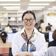 私たちは、顧客（クライアント）の人材・集客課題に対し、企画・提案を行う総合広告代理店です。「人と企業をつなぐ」仕事、それが私たちのミッションです。まずは面接でじっくりお話ししましょう！（採用担当前原）