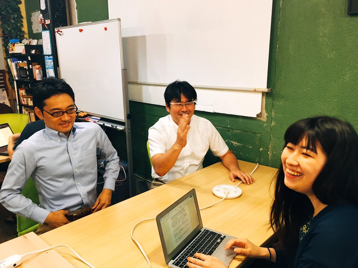 経営者インタビュー。大手企業を退職し、30年来の友人と起業した2人の創業ストーリー【前編】