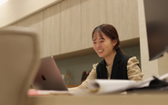 働きやすい環境で、お客さまも、スタッフも笑顔に！