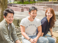 3～4名のチームで、楽しく仕事してます