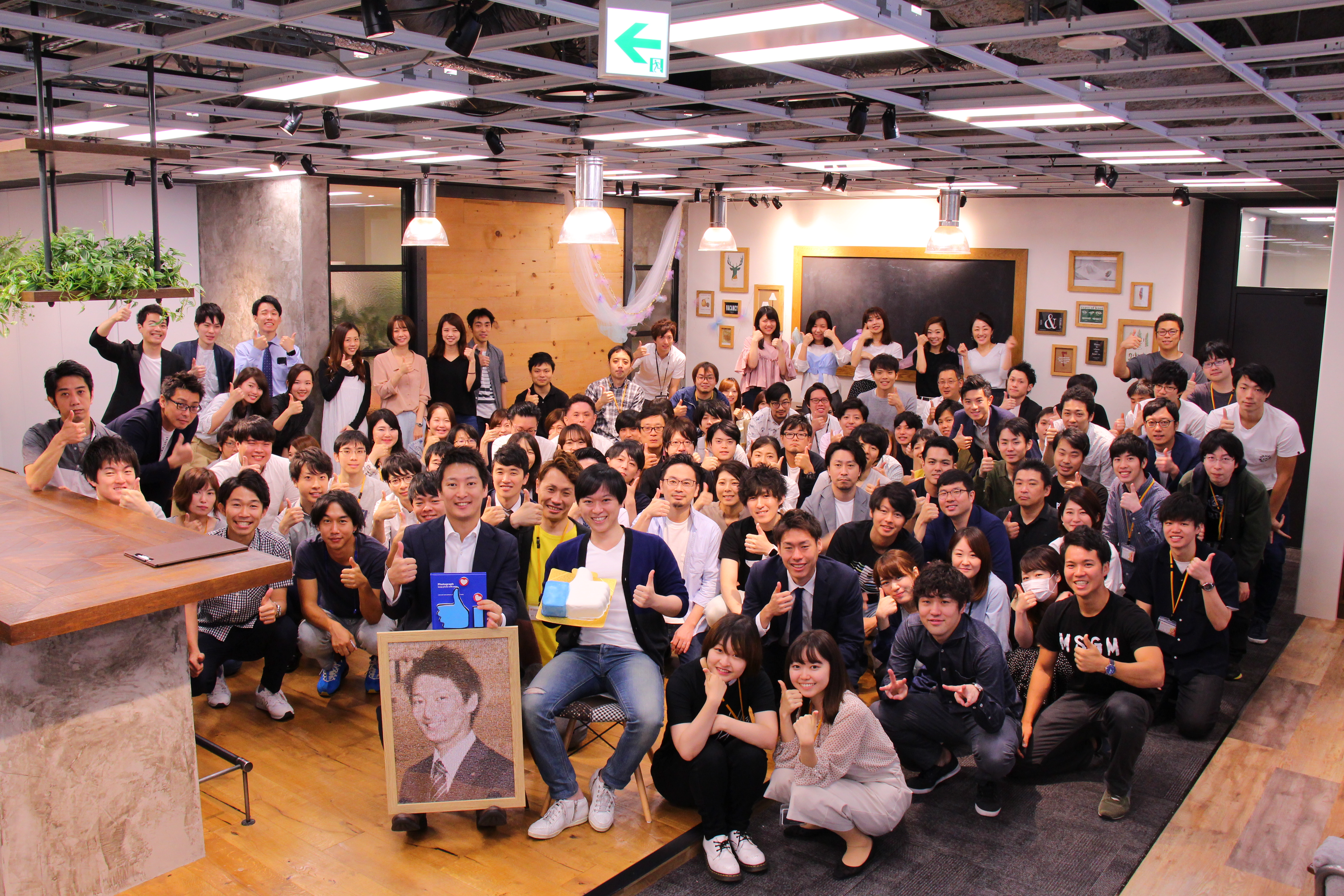 “いいね！”がいっぱい！専務吉岡の33歳の誕生日をお祝いしました