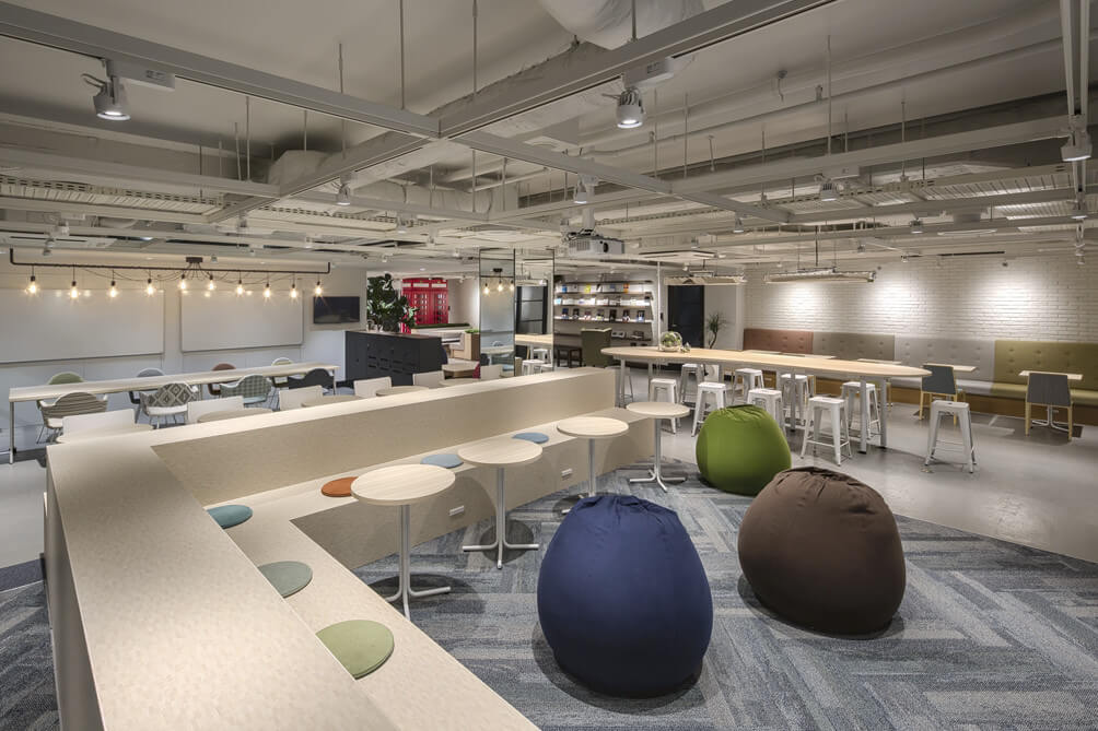 「二度あることは三度ある」あの日経新聞にまた掲載頂きました！（そして明日から新オフィス…）