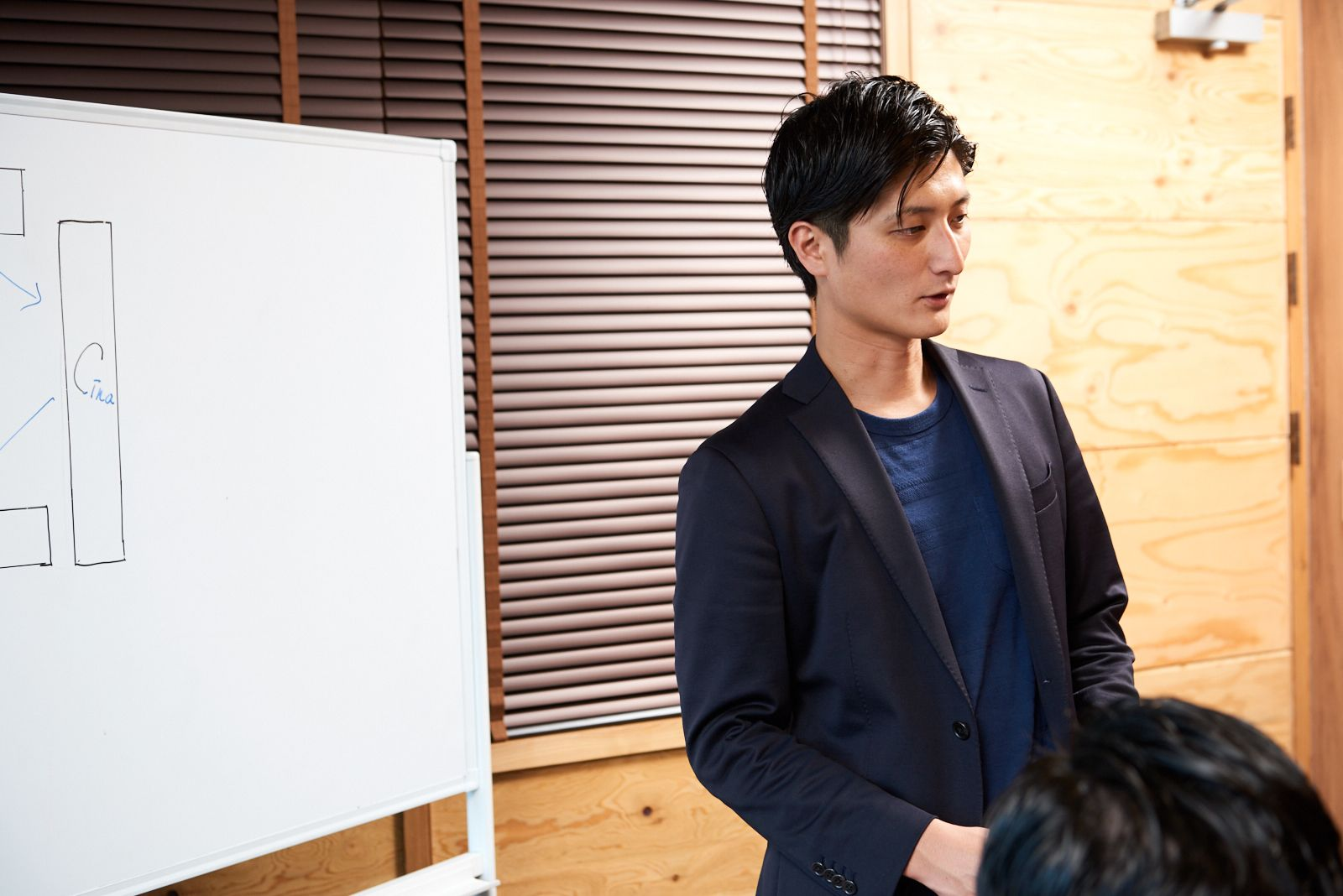 たった2年で海外に2000人の顔の見えるバイヤー人脈を作り上げたスゴい人！