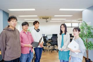 社内のコミュニケーションを怠らず、風通しの良い職場となっています。ひとりひとり異なる価値観や考え方を尊重し、心理的安全性の高い職場づくりを心がけています。