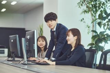 組織拡大中の企業でカスタマーサポート！士業経験ゼロでもOK！