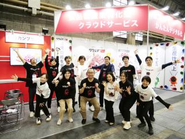 年齢の隔てなし！若手〜50代までみんな仲良し♪全国に30人ほどのメンバーがいます♪