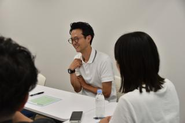 現在、民間企業に就職して働いている障害者はおよそ64万人、全体のたった6％しか存在しません※。障害者の働く意欲を育て、働く環境を整え、彼らの社会参加を促進することができれば、それは大きな力になるはずです。