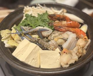 月1回程度は全員で懇親会を開いています。