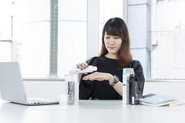 ライティング経験と知識の豊富なスタッフが、一記事一記事入念にリサーチを行い執筆に取り組んでいます。