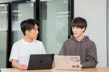 第二新卒歓迎！食×健康の自社サービス営業で、挑戦と成長を楽しむ若手メンバー