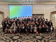 スマサポの全従業員が一同に集まる経営計画発表会。様々なキャリアを持った仲の良いメンバーは、経営陣はもちろん、スタッフ同士もチームの垣根なくコミュニケーションがあって風通しのよい文化です。