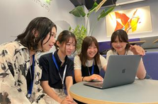 イベント演出や映像づくりで、新しいビジネスを一緒に盛り上げよう！