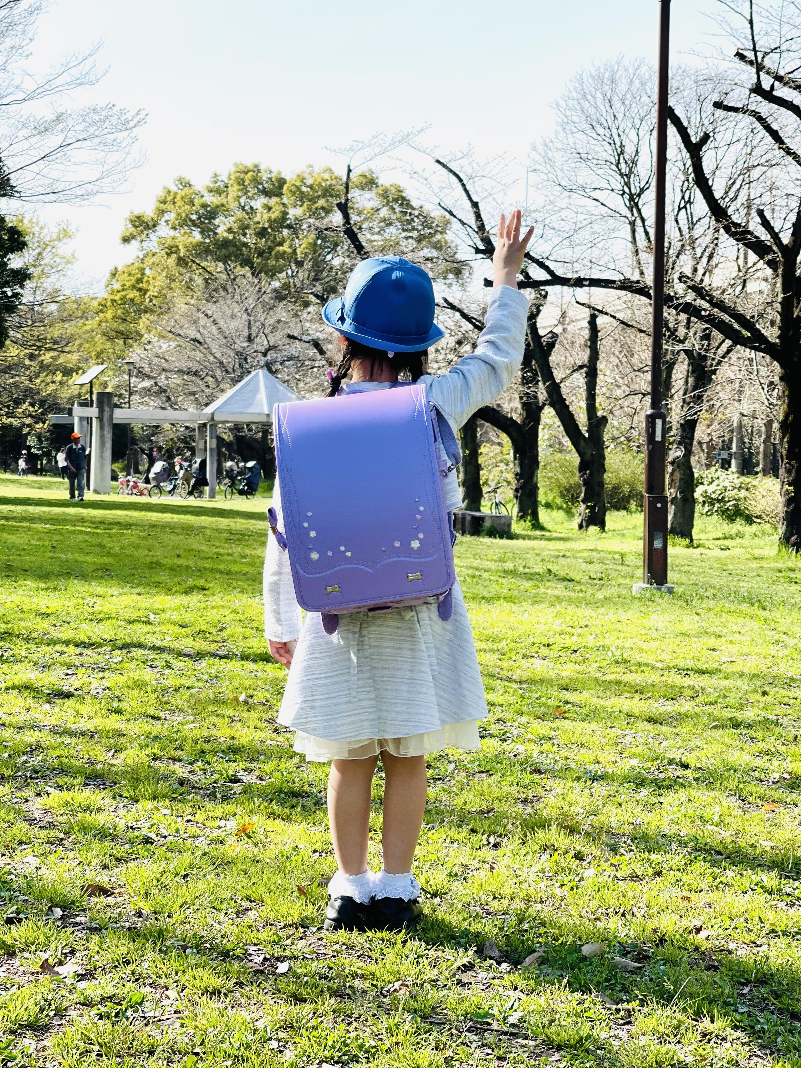 社長からプレゼントされたランドセル。娘の小学校生活がスタートしました