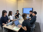 全員がさん付けで呼び合う、フラットな組織です！