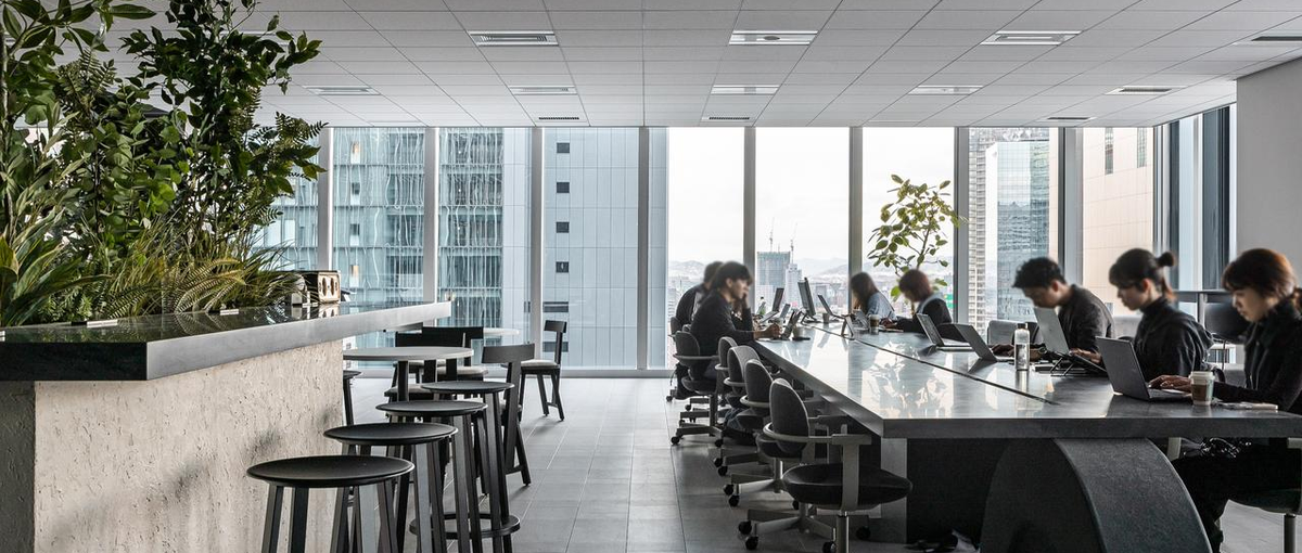 デザイン×開発の力で課題解決｜WEBエンジニア募集