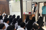 インドネシアの学生さんは皆真面目で真剣！だからこそ教えがいがあります！