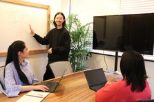 自主的に勉強会を開催⁉学び好きが集まるうちでプロのWEBデザイナーに！