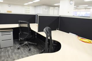 座席はとても広く設けております