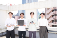 若手中心の開発メンバー。最新技術を用いた開発を行っています。