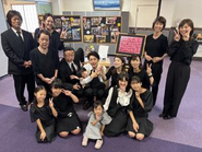 私たちが目指すのは、ただのお葬式ではありません。故人の物語を紡ぎ、空間をデザインし、集まった人々が心を通わせる「クリエイティブな空間」づくり。 社名の「アルテ」は芸術という意味。まさに、一つひとつの葬儀が作品なのです。