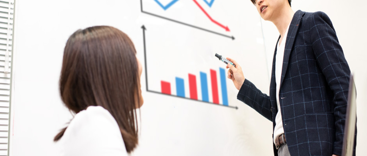 SaaSのサービス企画｜人事労務担当から新たなキャリアへ転身！