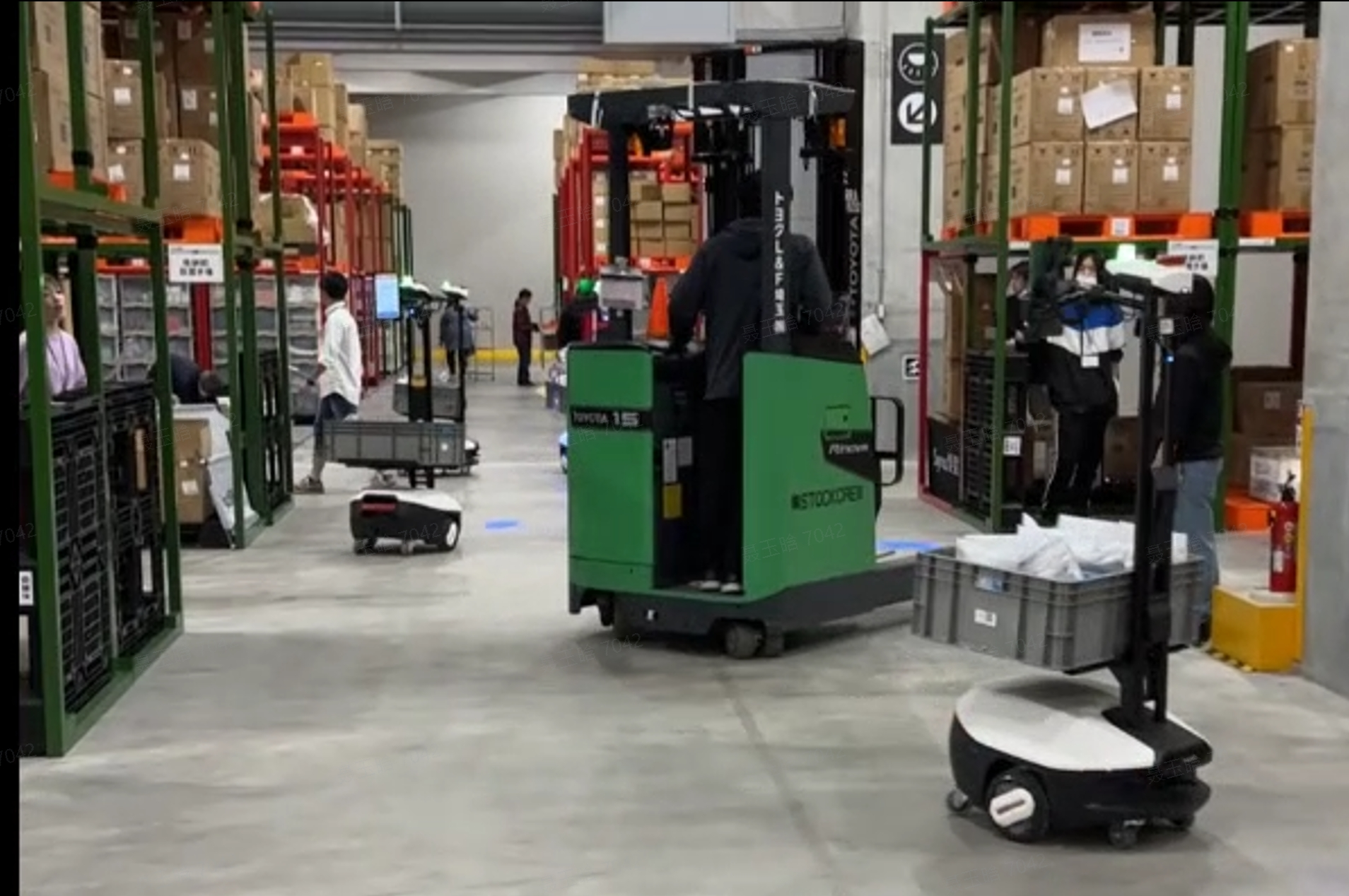 8台から50台　シリウスAMR