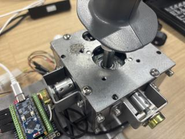ソフトウェアのみにとどまらず、よりリアルさを追求すべくジョイスティックも作成