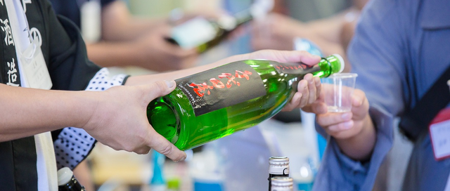 新卒・第二新卒：日本酒を飲む文化を後世につなげる新プロジェクト
