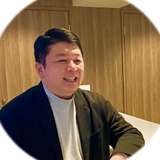 秋山 弘