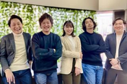 平均年齢メンバーも同世代が多く、フラットで意見を発信しやすいチームです！