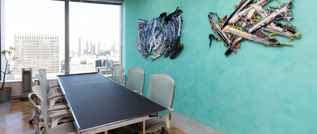 世の中のトレンドに敏感で、社内のムードを大切にするメンバーを募集中！