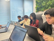 既存の方法にとらわれることなく、少数精鋭ならではのスピード感をもって事業を推進しています。
