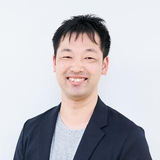 津布久　 寛