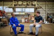 世代を超えて学び合う。恩送りは、日常の中にある文化です