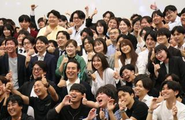 どの階層切り取っても風通しがよいのがGOOYAの魅力。定期的な「1on1」で、常にフィードバック＆フィードフォワードを行います。