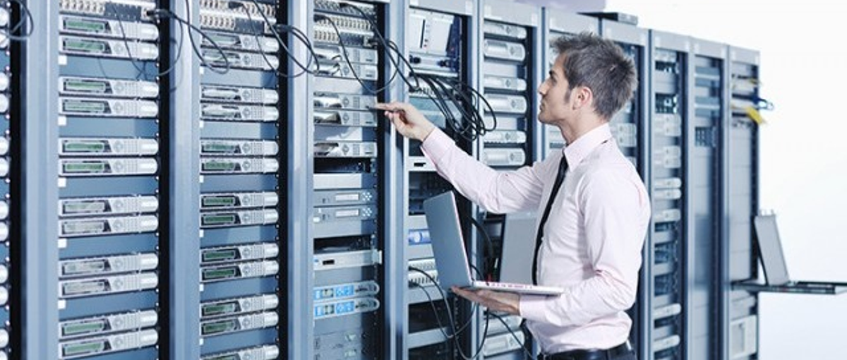 SRE×AWSインフラ改善を担う仲間を募集🚀