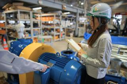 現場でも、女性エンジニアが力を発揮しています。