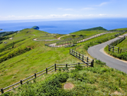 知夫村の風景　知夫里島最高峰の山「赤ハゲ山」