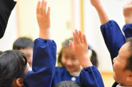 先生のお返事は元気に「はーい！」