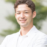 安井 健二